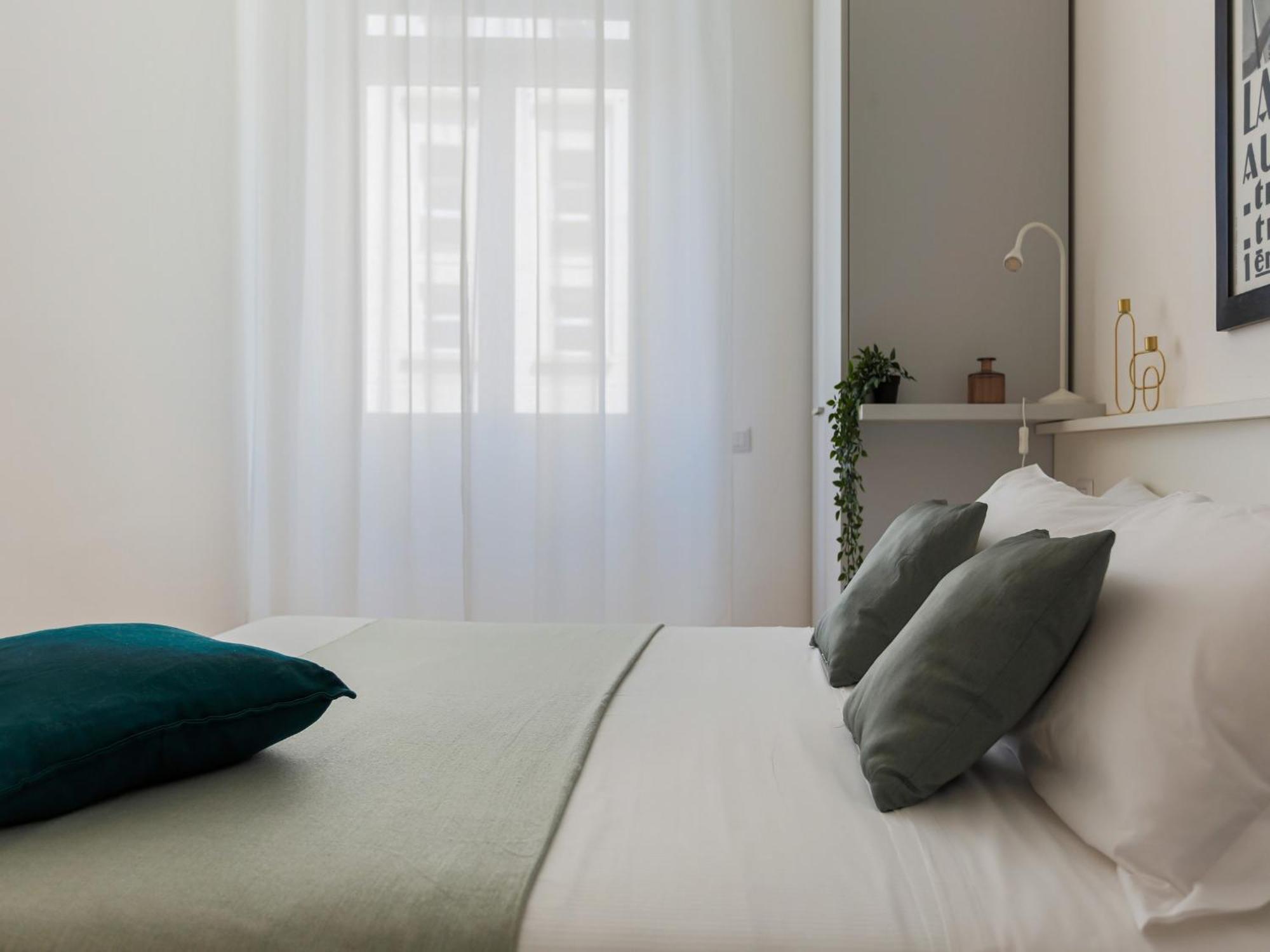 The Best Rent - Modern One Bedroom Apartment In San Babila Milano Exteriör bild